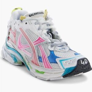 Runner Sneaker (Women)
Balenciaga